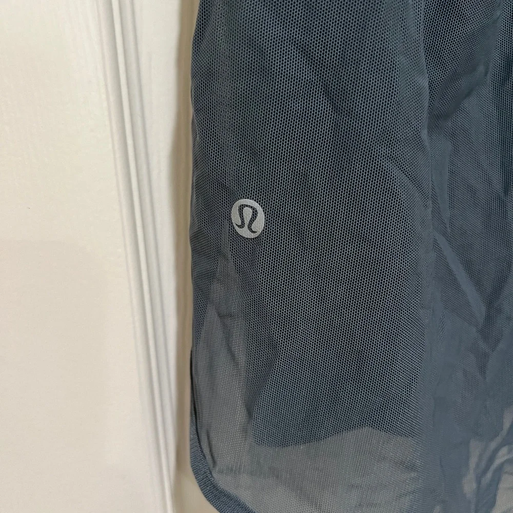 lululemon athletica questions leave
